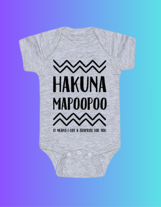 💩 Hakuna Mapoopoo – Romper - jvrmonkeydesign #