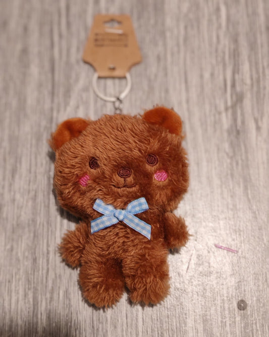 Pluche sleutelhanger bruine teddybeer met blauw-wit geruite strik